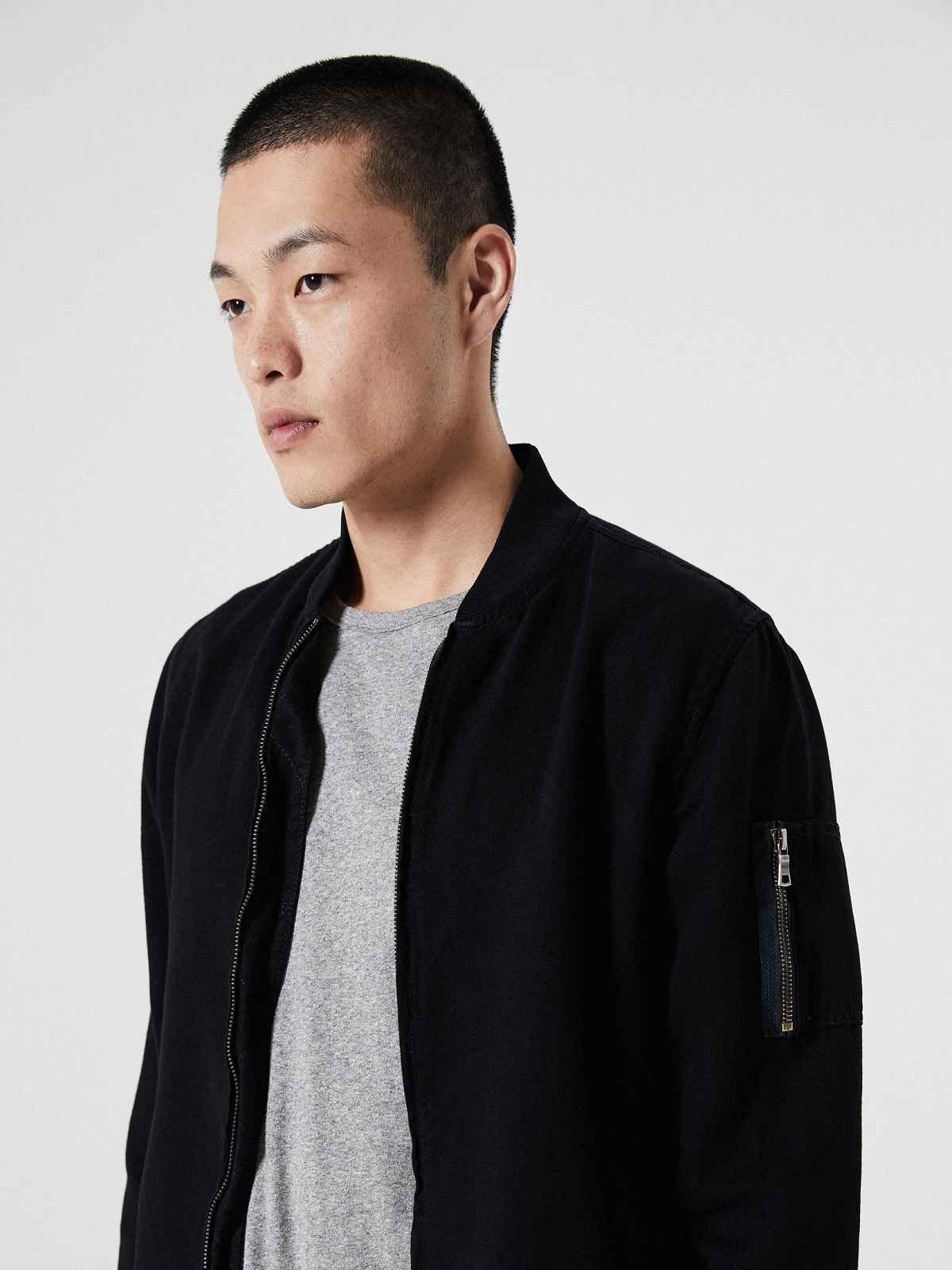 Men Black Varsity Vessel Jacket - Frozva.com